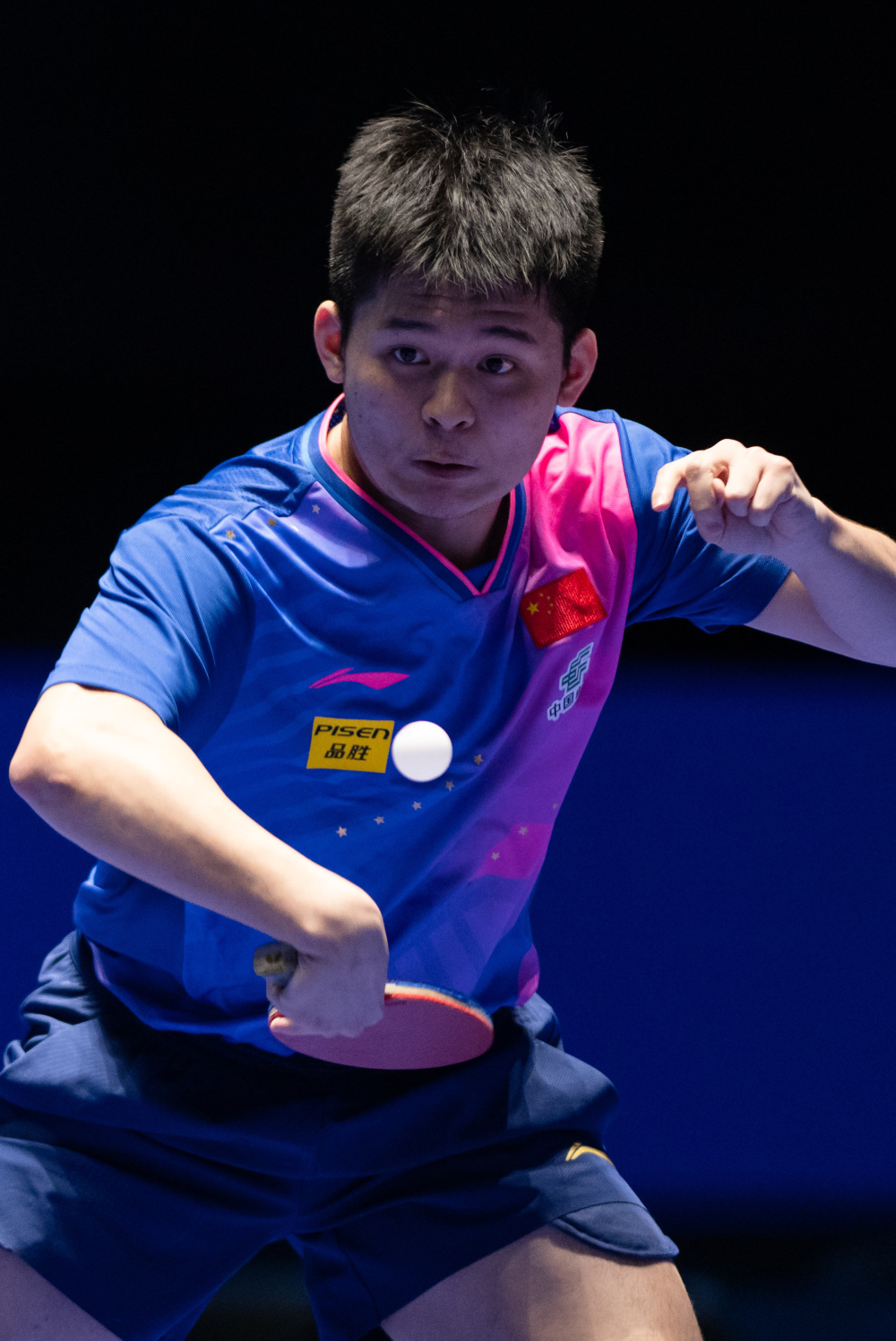 令人称赞 令人称赞